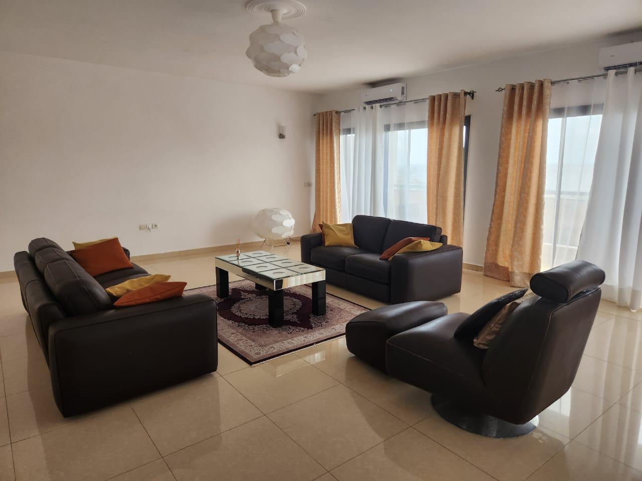 Appartement 3 chambres — centre-ville de Pointe-Noire